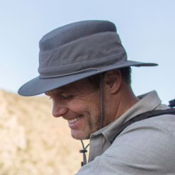 Sunday Afternoons Charter Escape Hat -Hiking And Camping 0701126 charter escape hat