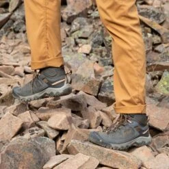 Keen Targhee III WP Mid Men's Boot -Hiking And Camping 1249293 targhee iii wp mid mens boot us 8 black olive golden brown