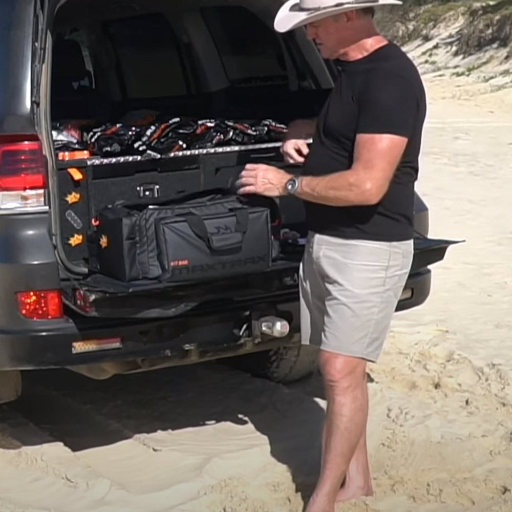 Recovery Kit Bag 8 Recovery Kit Bag - Image 6