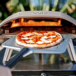 Ooni Koda 16 Portable Gas−Powered Pizza Oven -Hiking And Camping 1259885 koda 16 portable gas powered pizza oven