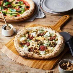 Ooni Bamboo Pizza Peel & Serving Board -Hiking And Camping 1259960 bamboo pizza peel serving board