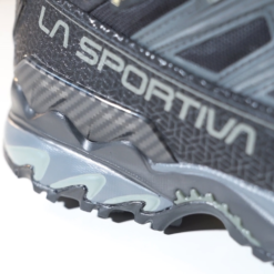 La Sportiva Ultra Raptor II Mid Wide GTX Men's Boot -Hiking And Camping 1278326 ultra raptor ii mid wide gtx mens boot us 6 eu 38 black clay